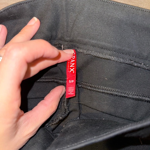 EUC. SPANXsmooth™ PerfectFit Ponte Flare Pant. - Picture 3 of 3